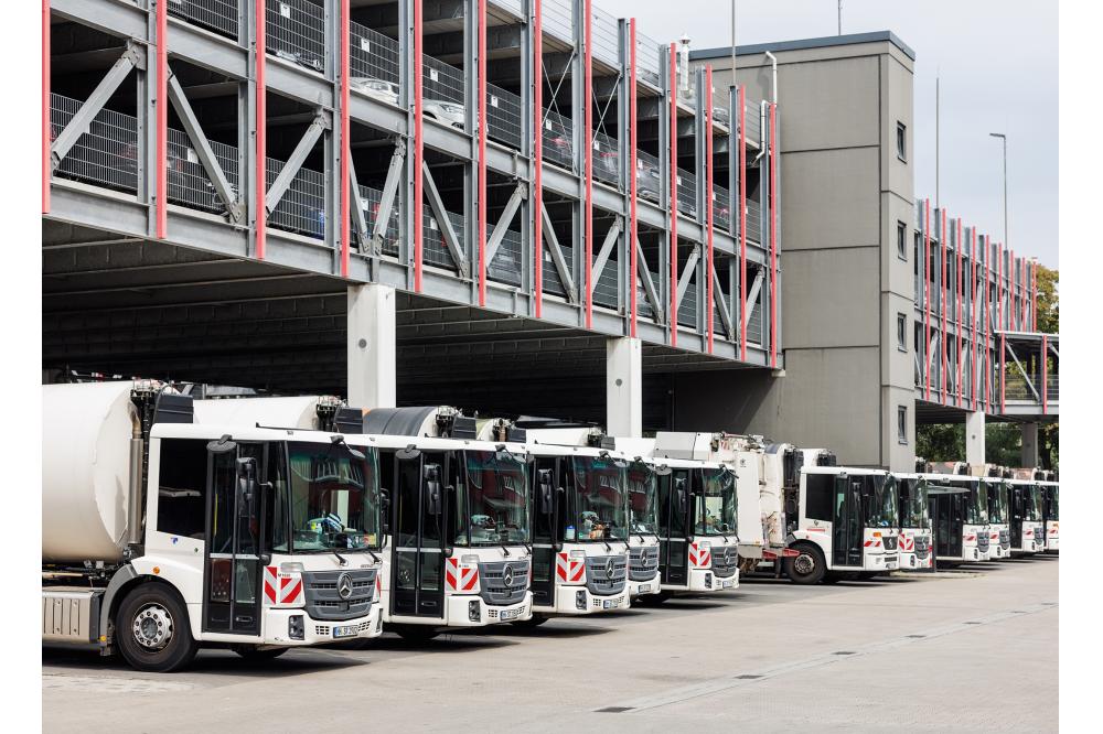 Stadtreinigung Hamburg fährt seit mehr als zwölf Jahren erfolgreich mit Continentals Wastemaster